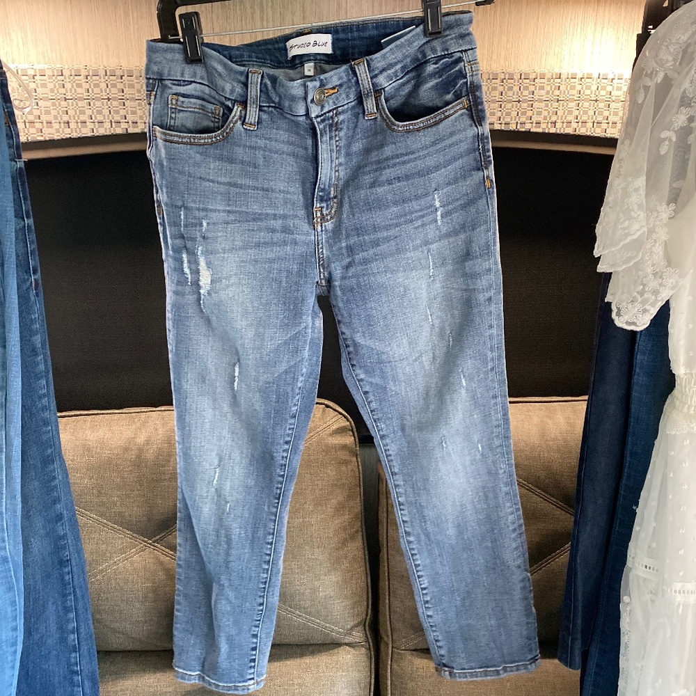 Studio blue size 28 woman’s jeans